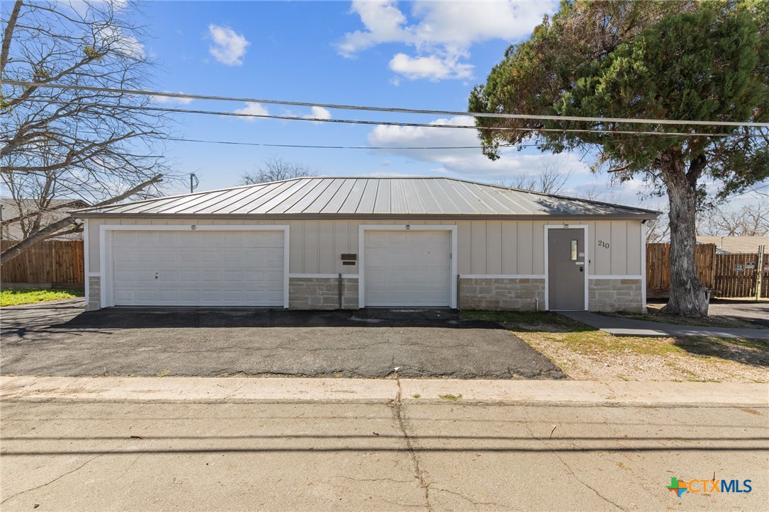 210 W Dunn Avenue